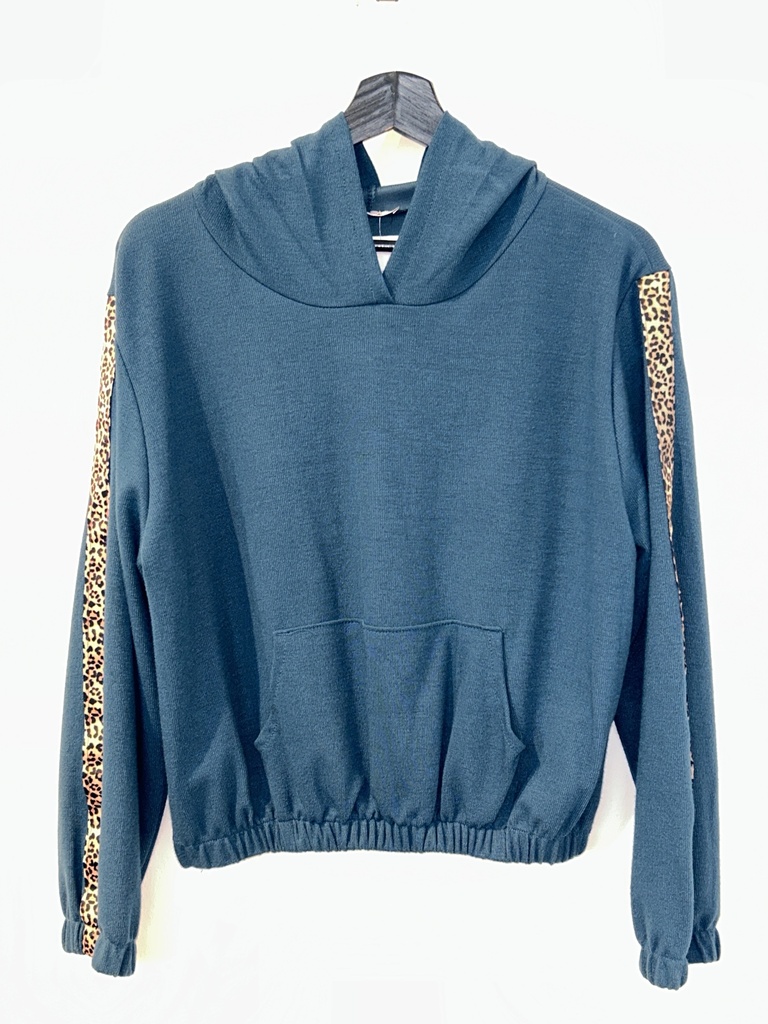 Einheitsgröße: bis 38 Material: 50% Polyester 30% Viscose 15% Nylon