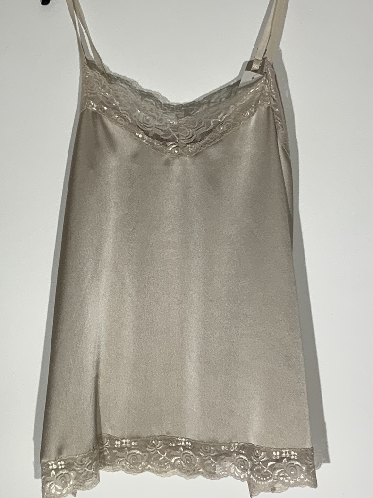 CR.AUT.Som.9371F UNI Top Träger verstellbar/*50