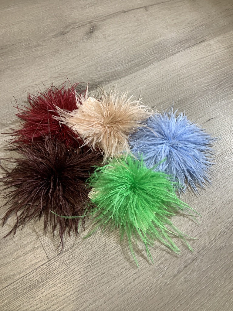 NE. Spilla 2-21-1 Anstecker sortiert