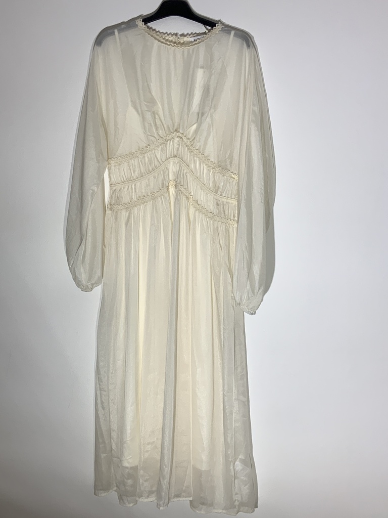 RO.AUT.WON.7181 Kleid